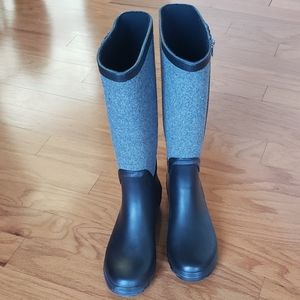 RAIN BOOTS Time and Tru